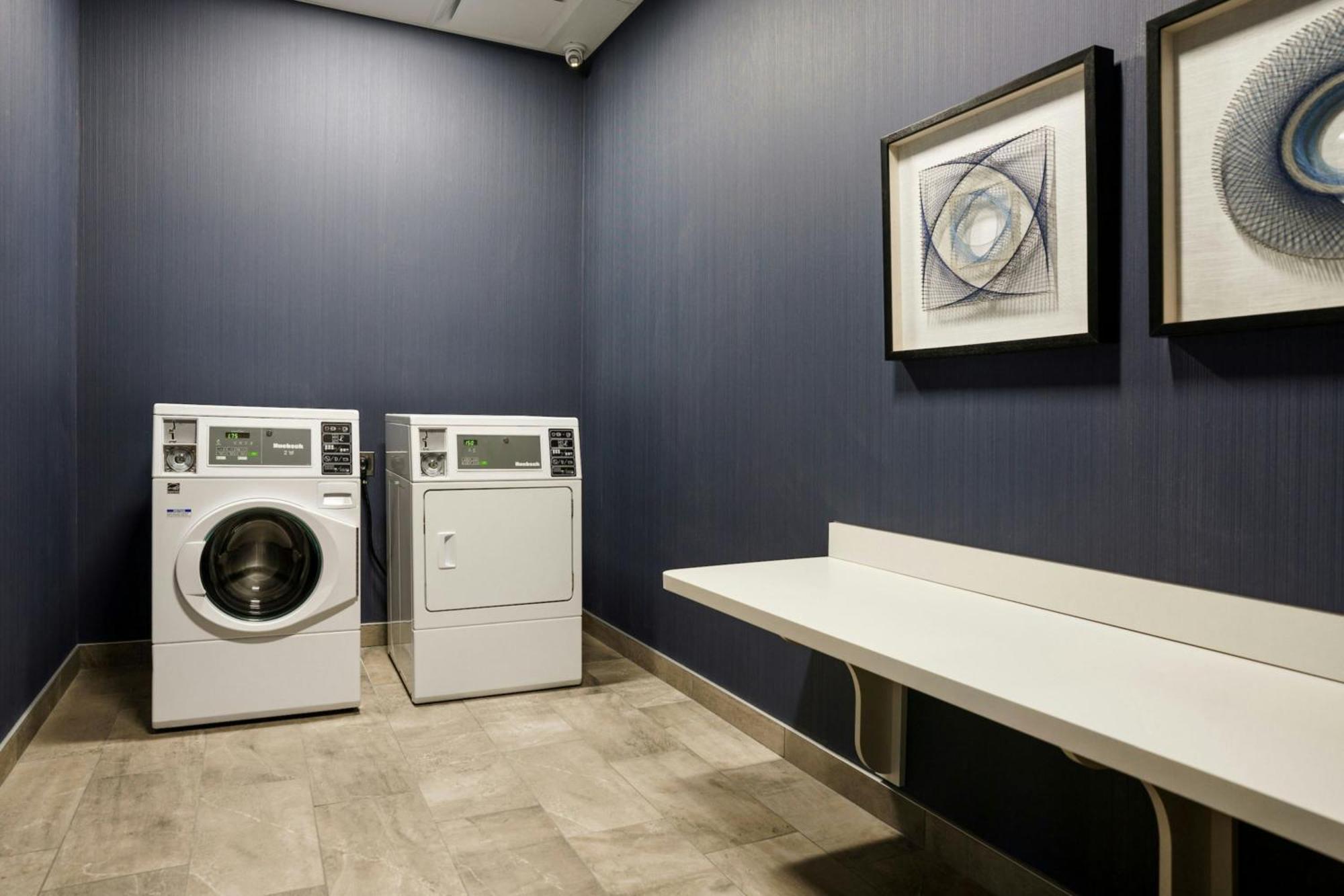 Courtyard By Marriott Indianapolis Fishers Ngoại thất bức ảnh