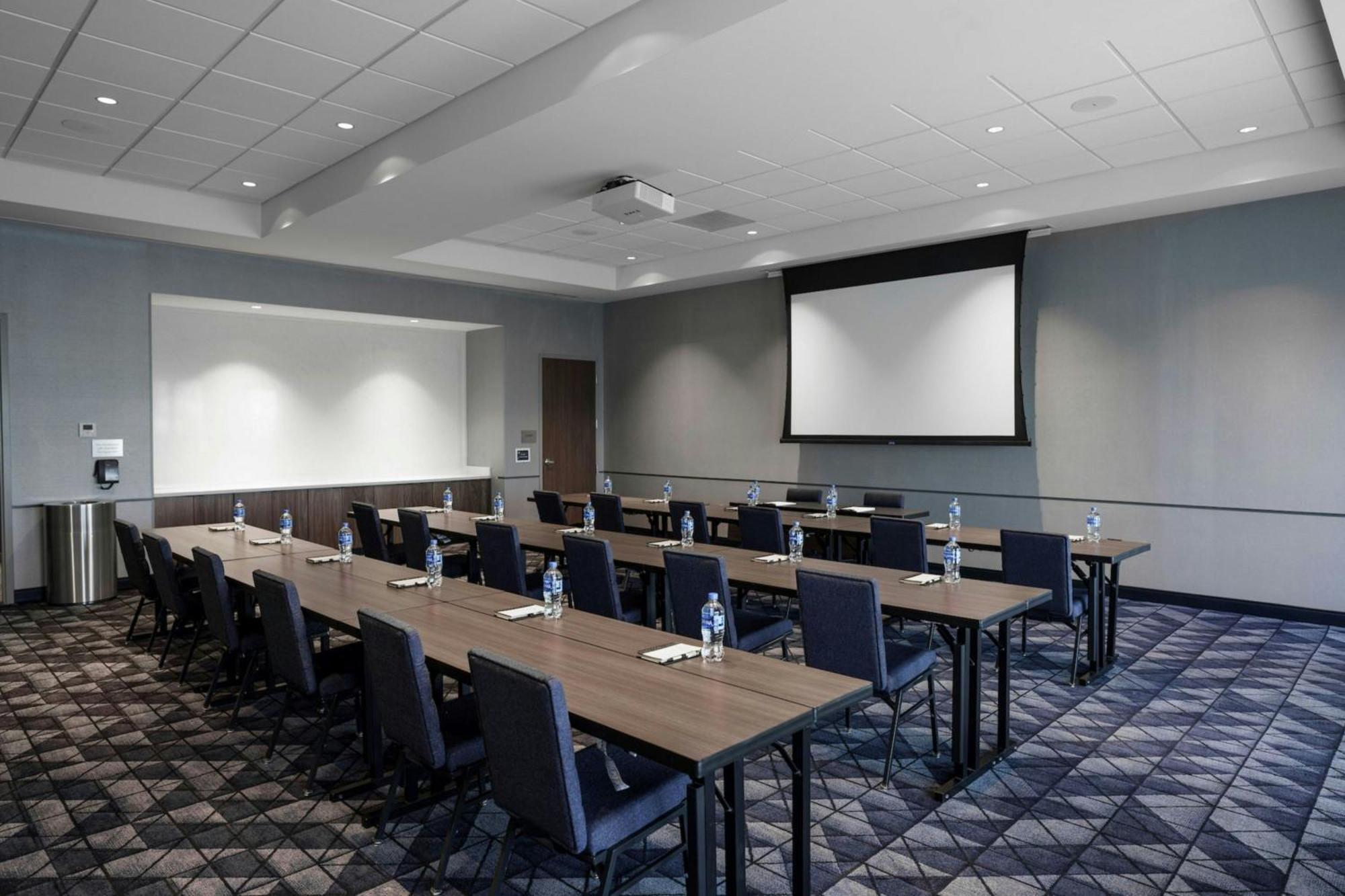 Courtyard By Marriott Indianapolis Fishers Ngoại thất bức ảnh