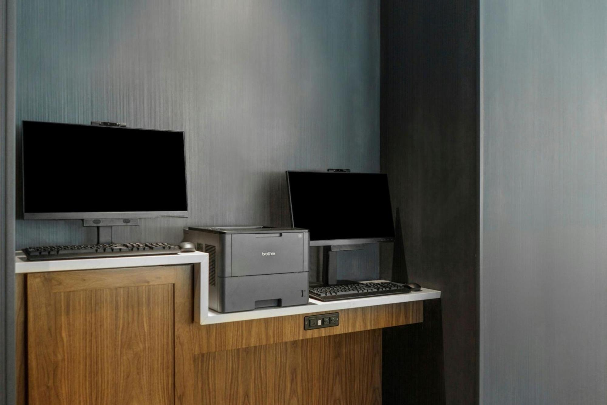 Courtyard By Marriott Indianapolis Fishers Ngoại thất bức ảnh