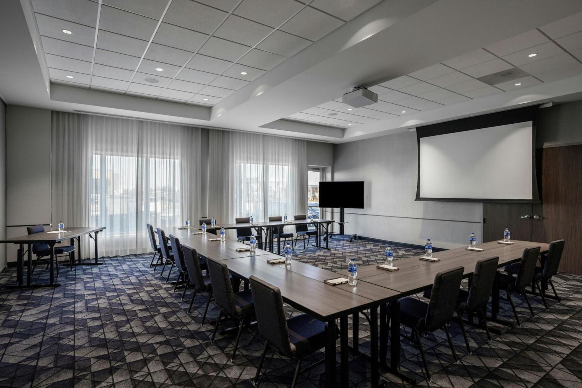 Courtyard By Marriott Indianapolis Fishers Ngoại thất bức ảnh